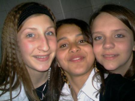                NATY MOI ET PITCHOUNE